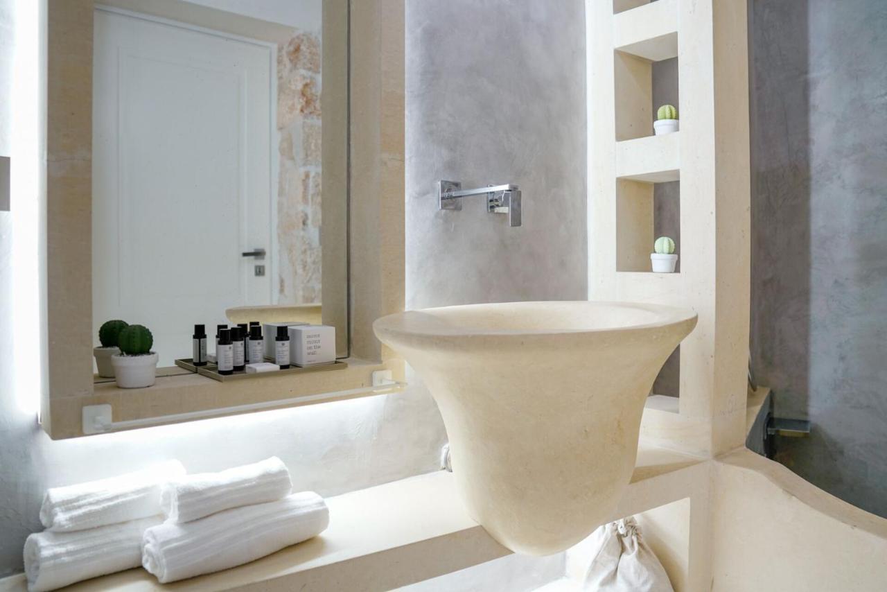 Palazzo Vico Bianco Raro Villas Homes Collection オストゥーニ エクステリア 写真