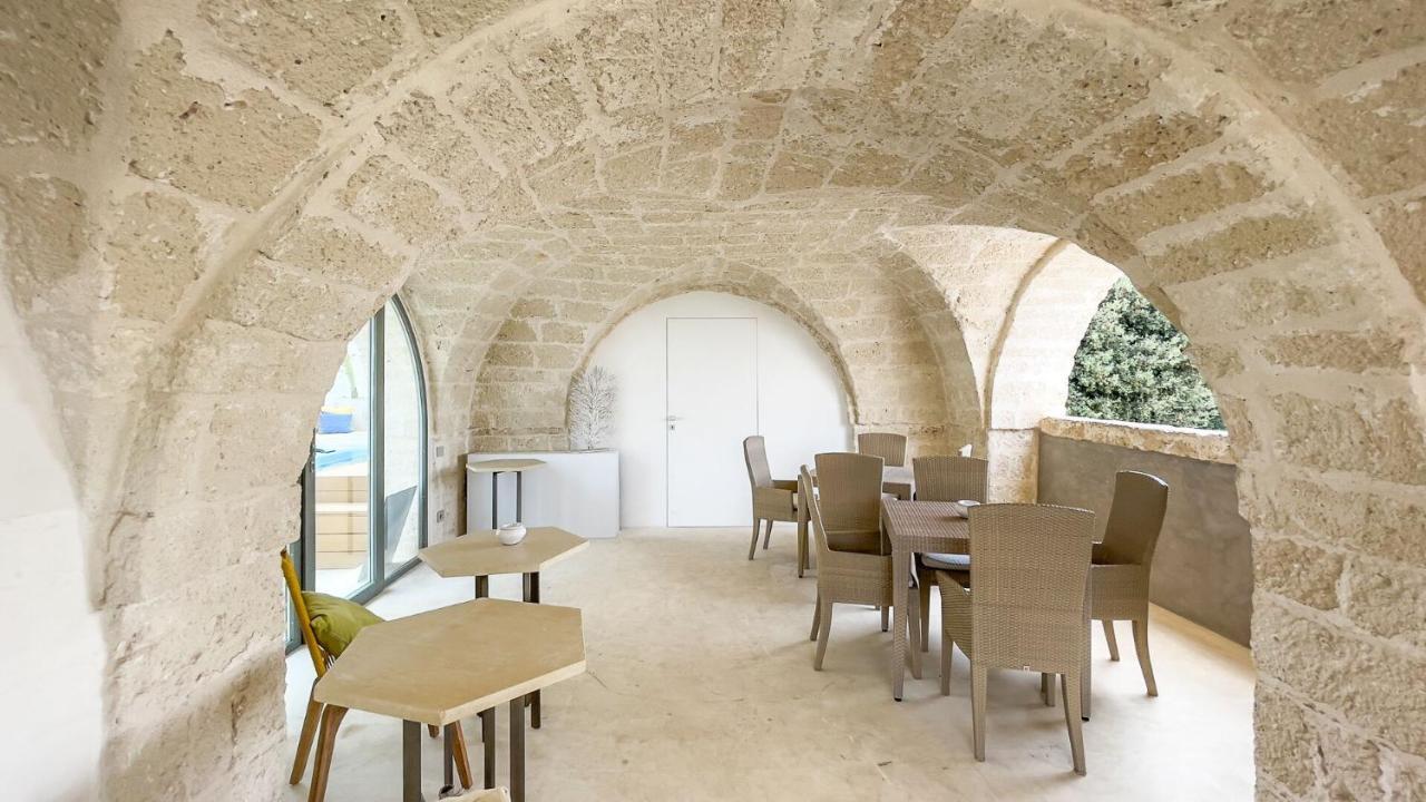Palazzo Vico Bianco Raro Villas Homes Collection オストゥーニ エクステリア 写真