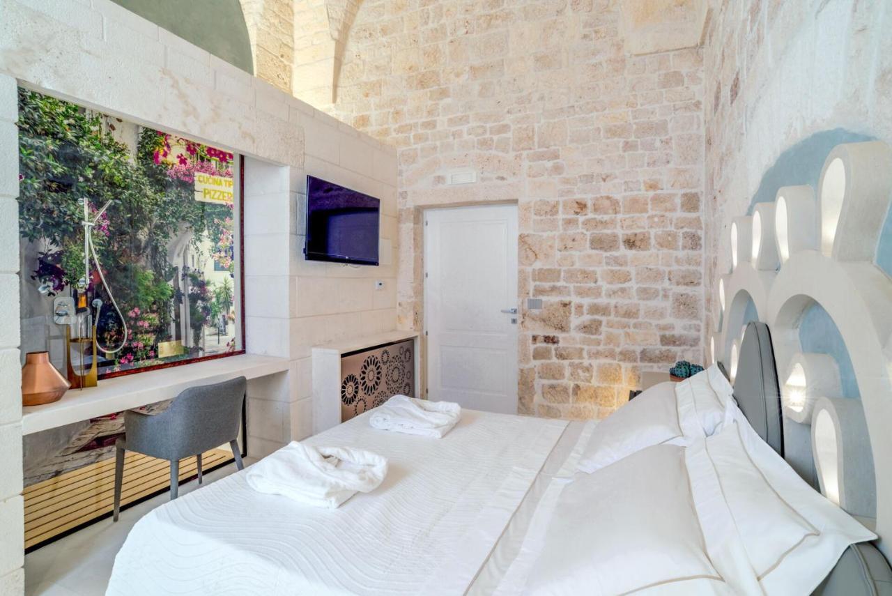 Palazzo Vico Bianco Raro Villas Homes Collection オストゥーニ エクステリア 写真